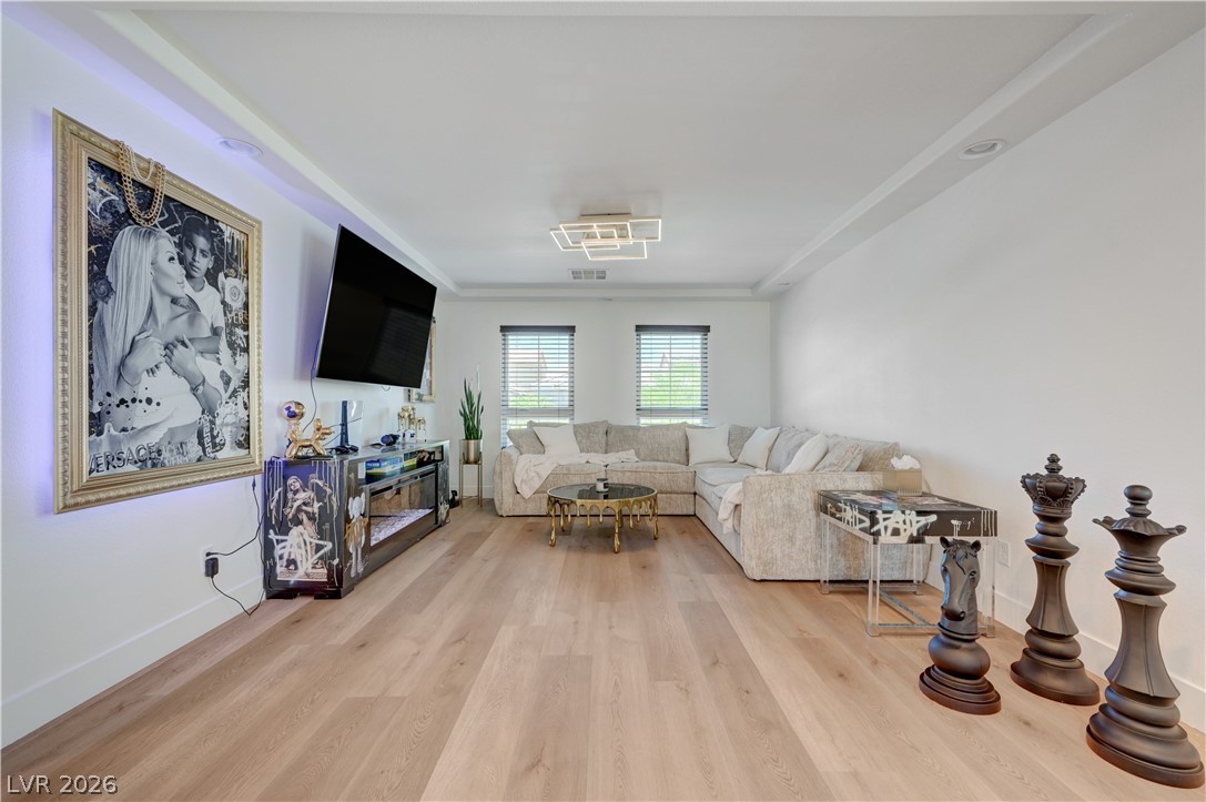 9758 Hawk Crest Street Las Vegas NV 89141