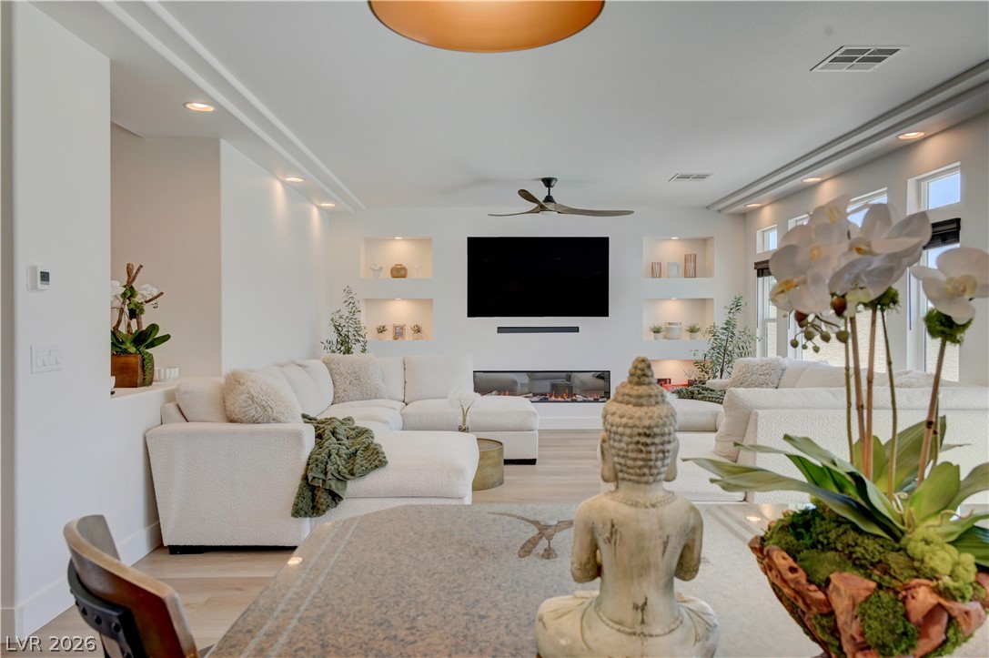 9758 Hawk Crest Street Las Vegas NV 89141