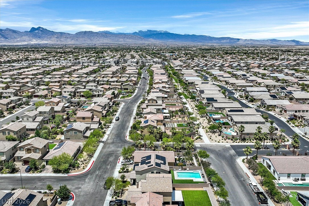 4312 Solitude Falls Avenue North Las Vegas NV 89084