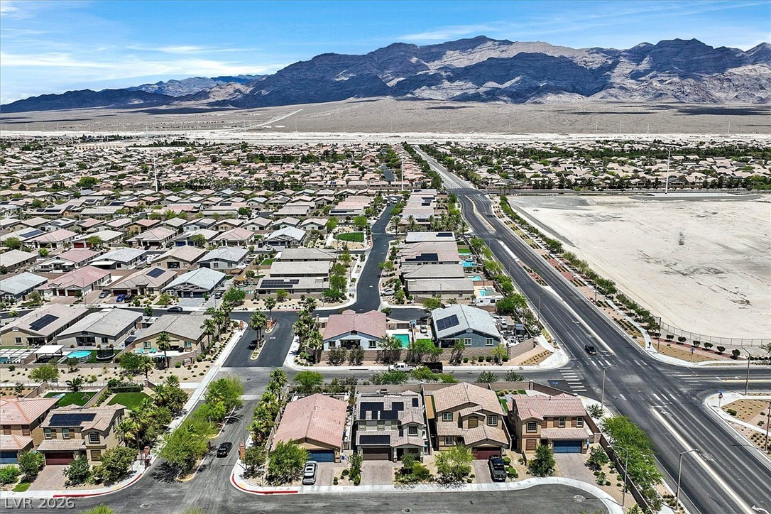 4312 Solitude Falls Avenue North Las Vegas NV 89084