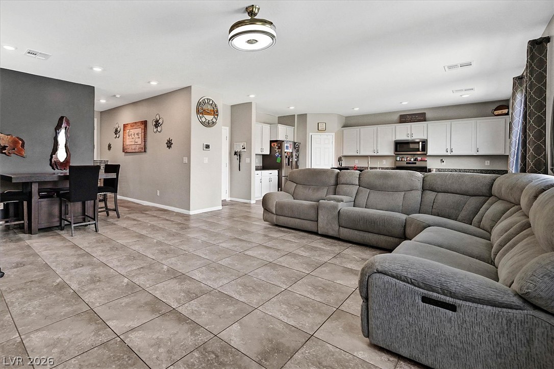 4312 Solitude Falls Avenue North Las Vegas NV 89084