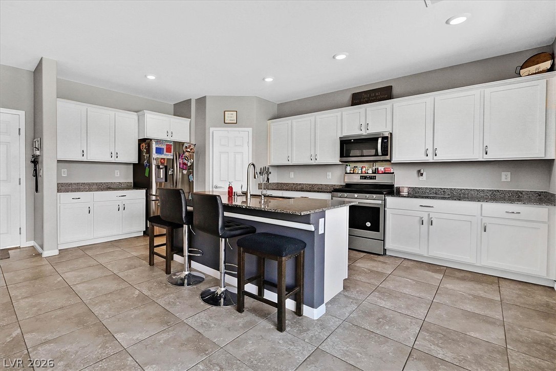 4312 Solitude Falls Avenue North Las Vegas NV 89084