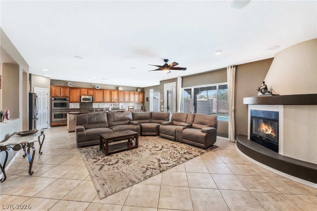 8113 Bay Dunes Street Las Vegas NV 89131