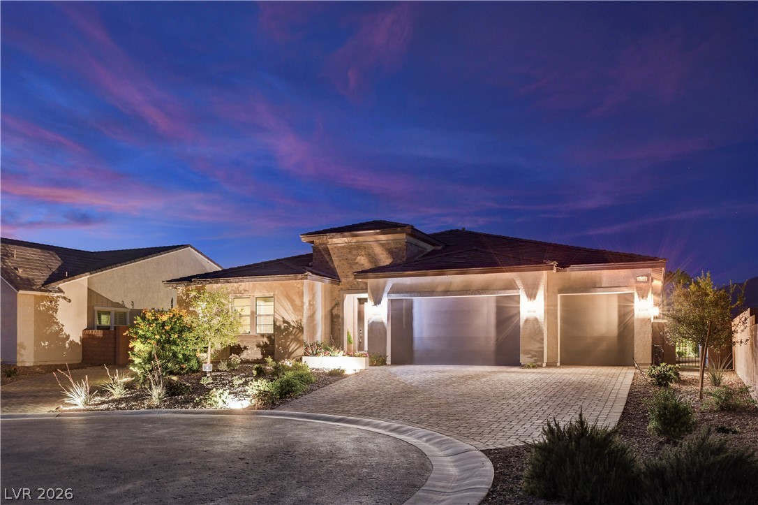 5702 Kings Bluff Avenue Las Vegas NV 89131