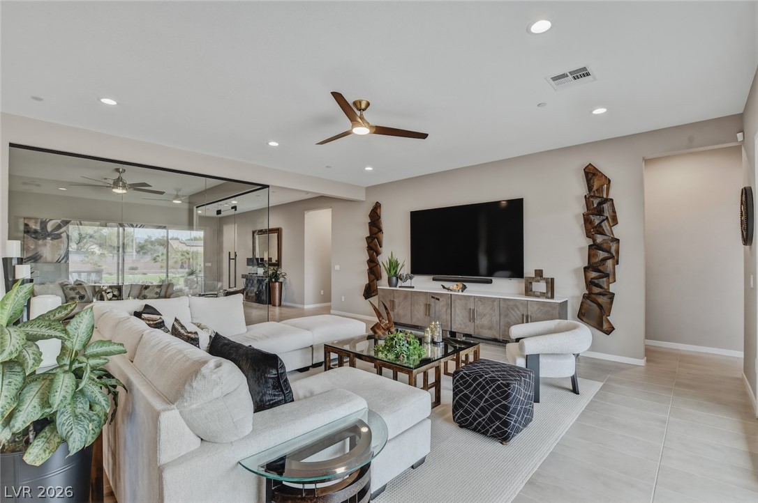 5702 Kings Bluff Avenue Las Vegas NV 89131