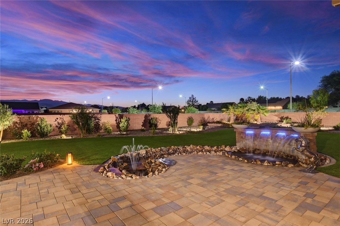 5702 Kings Bluff Avenue Las Vegas NV 89131