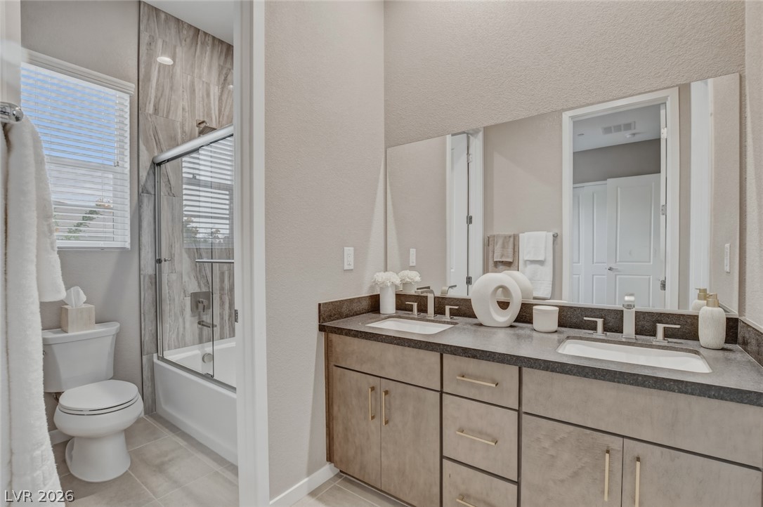 5702 Kings Bluff Avenue Las Vegas NV 89131