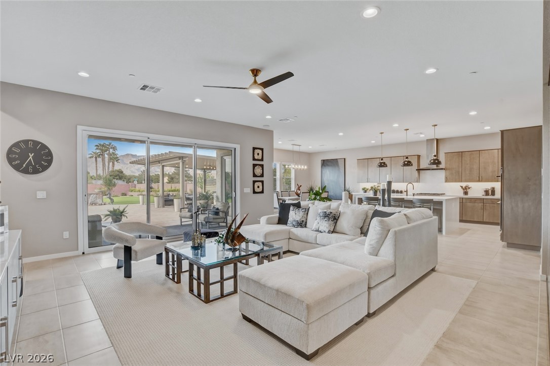5702 Kings Bluff Avenue Las Vegas NV 89131