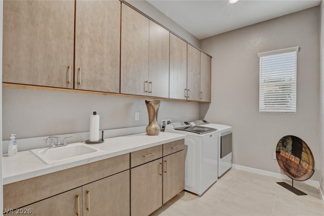5702 Kings Bluff Avenue Las Vegas NV 89131
