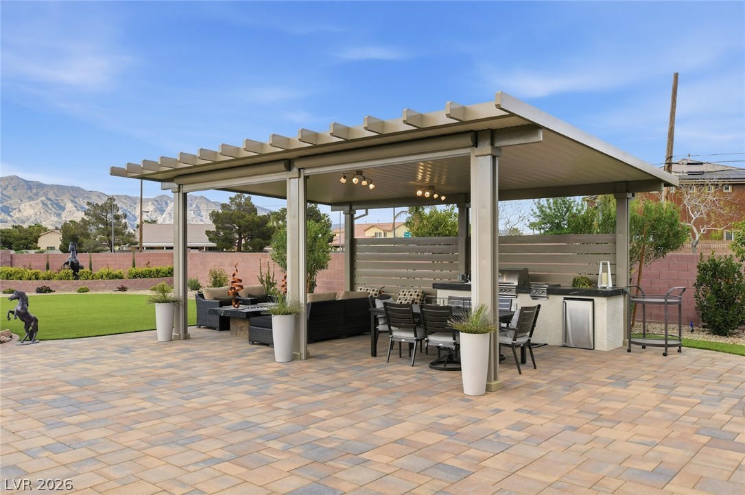 5702 Kings Bluff Avenue Las Vegas NV 89131