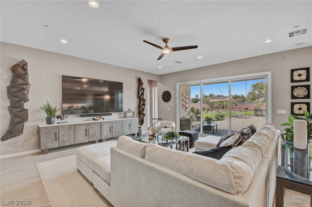 5702 Kings Bluff Avenue Las Vegas NV 89131