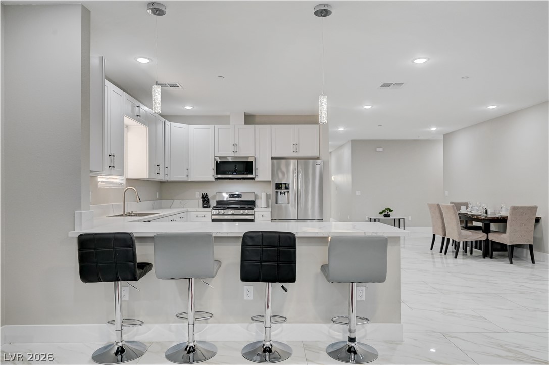 6132 Glacier Avenue Las Vegas NV 89156