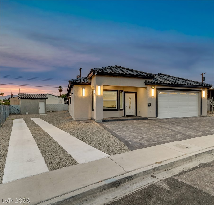 6132 Glacier Avenue Las Vegas NV 89156