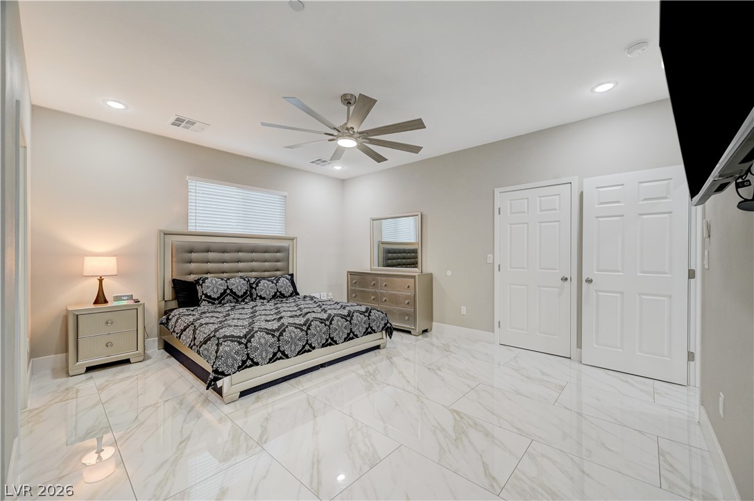 6132 Glacier Avenue Las Vegas NV 89156