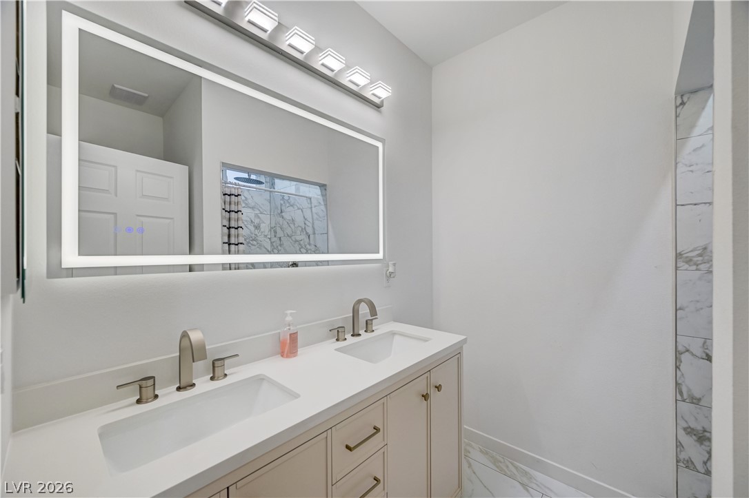 6132 Glacier Avenue Las Vegas NV 89156