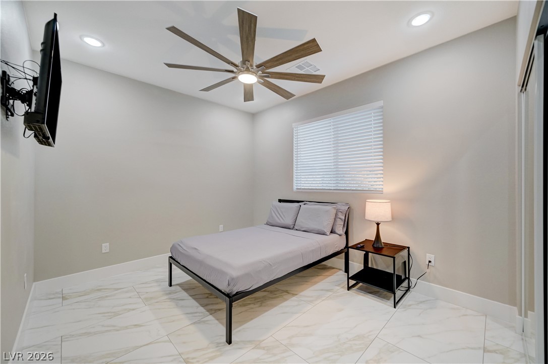 6132 Glacier Avenue Las Vegas NV 89156