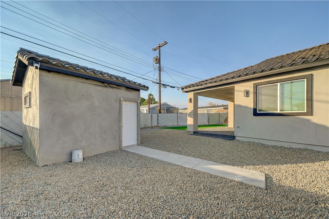 6132 Glacier Avenue Las Vegas NV 89156