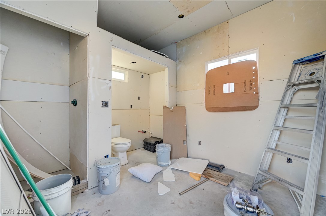 6132 Glacier Avenue Las Vegas NV 89156