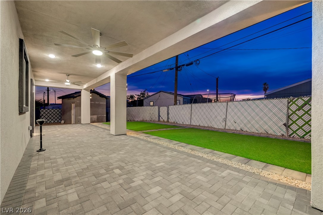 6132 Glacier Avenue Las Vegas NV 89156