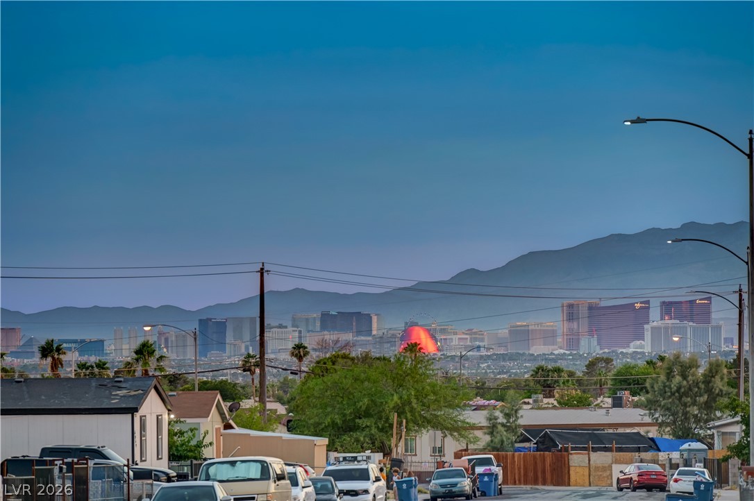 6132 Glacier Avenue Las Vegas NV 89156