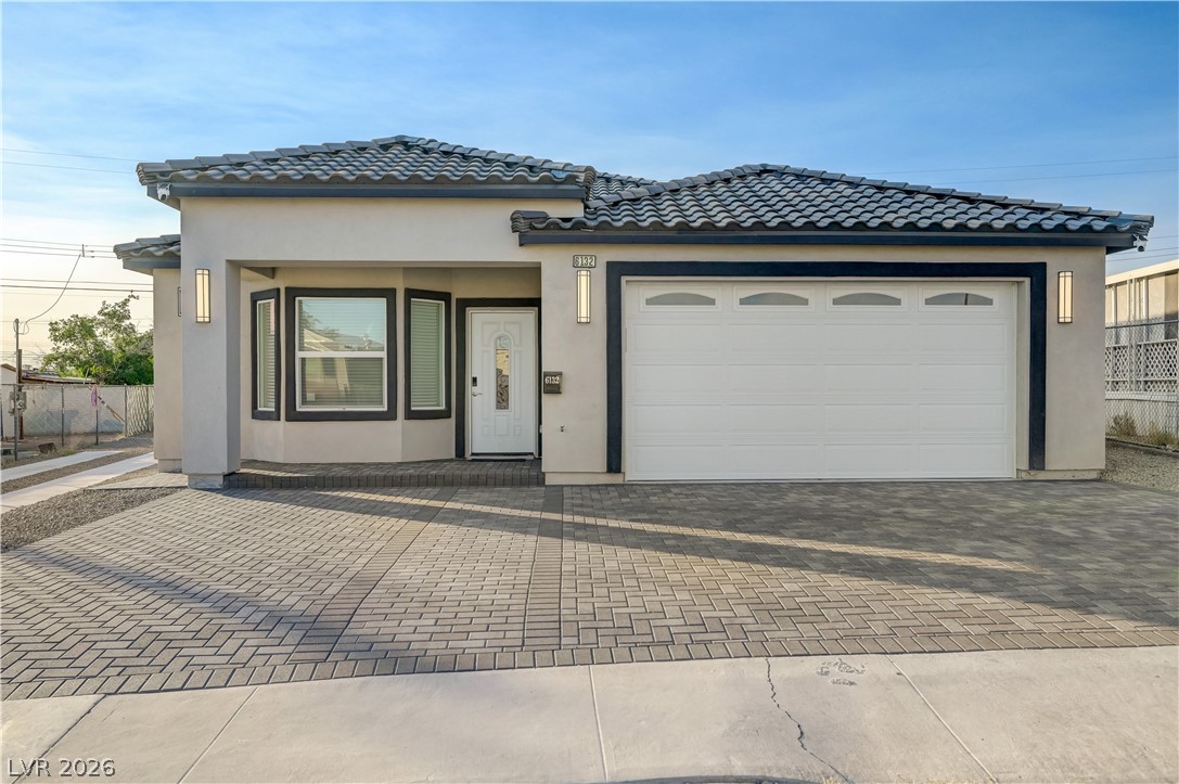 6132 Glacier Avenue Las Vegas NV 89156