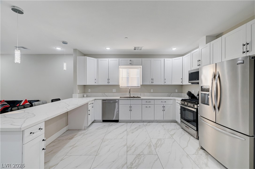6132 Glacier Avenue Las Vegas NV 89156
