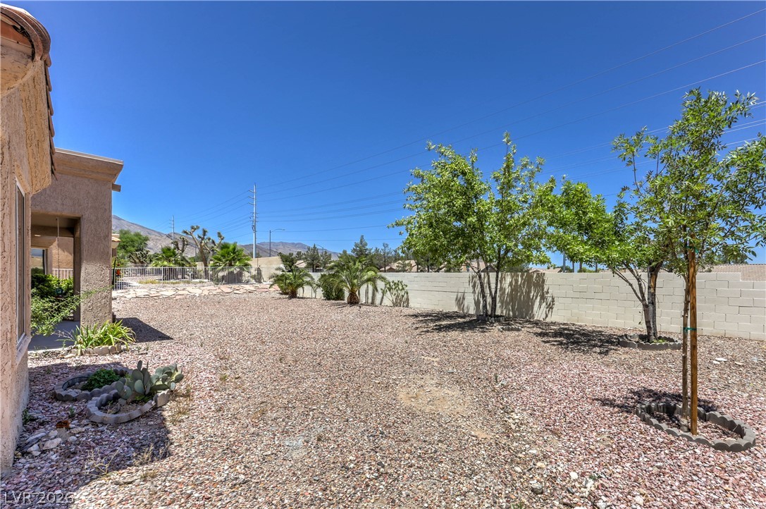 9332 Fresh Spring Drive Las Vegas NV 89134