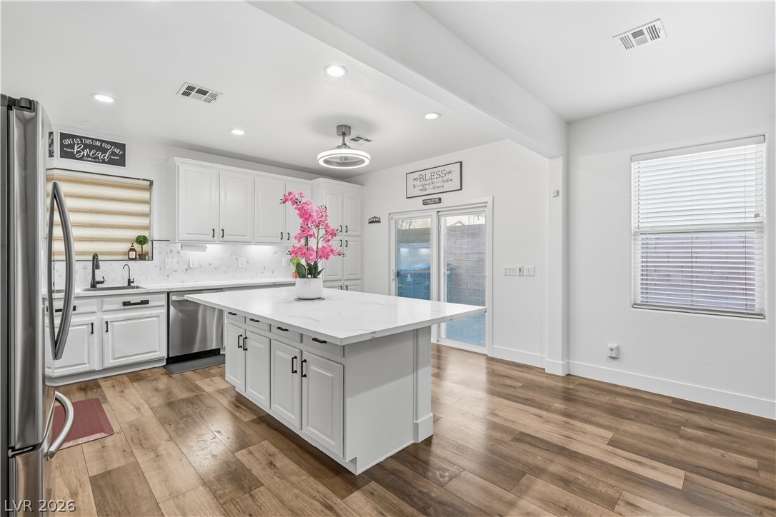 10594 Verona Wood Street Las Vegas NV 89141