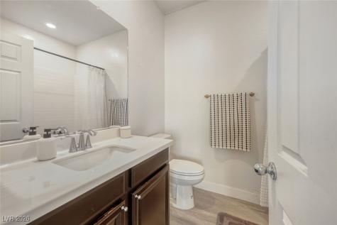 8486 Insignia Avenue 103 Las Vegas NV 89178