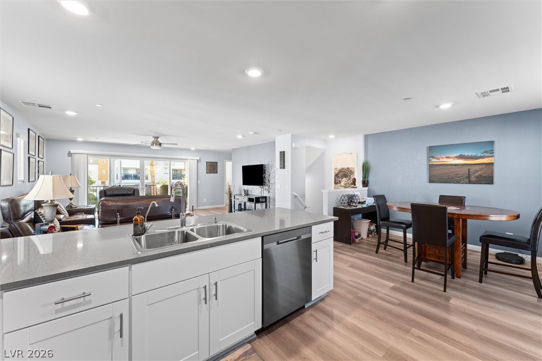 10059 Dazzling Sunrays Avenue Las Vegas NV 89129