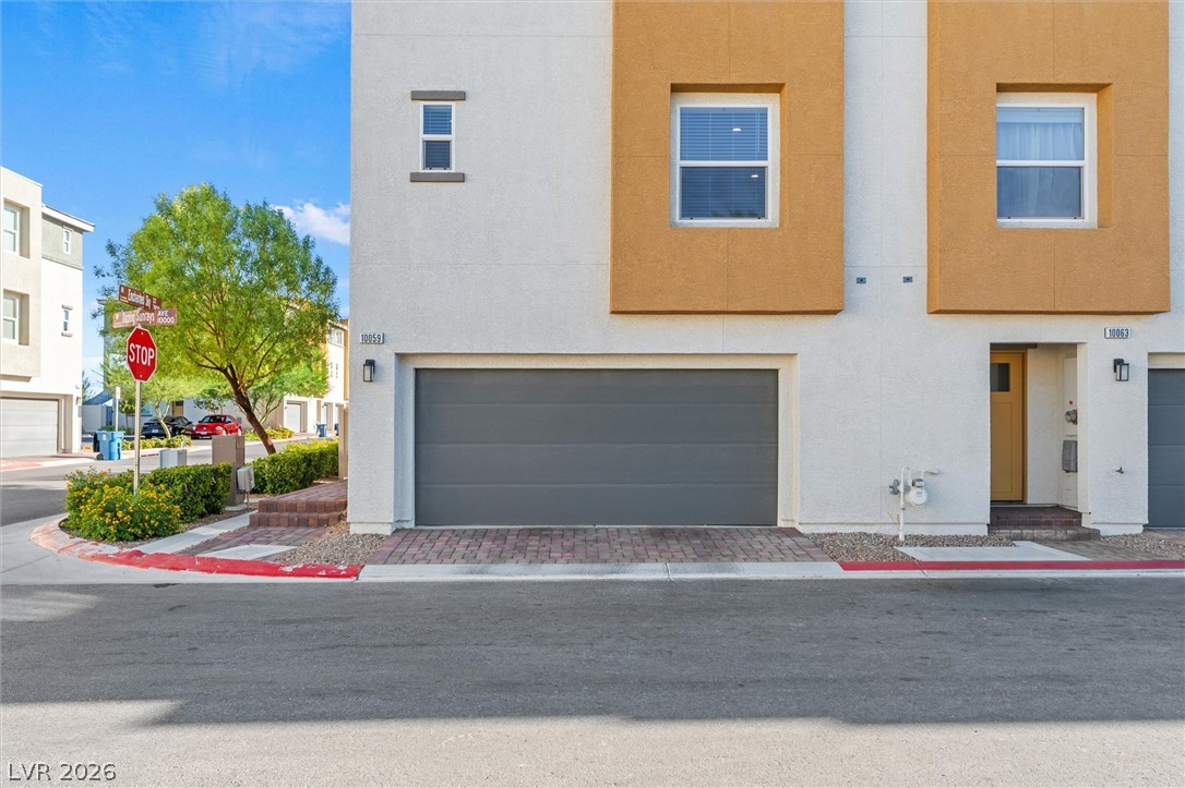 10059 Dazzling Sunrays Avenue Las Vegas NV 89129