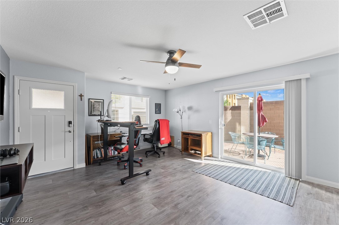 10059 Dazzling Sunrays Avenue Las Vegas NV 89129