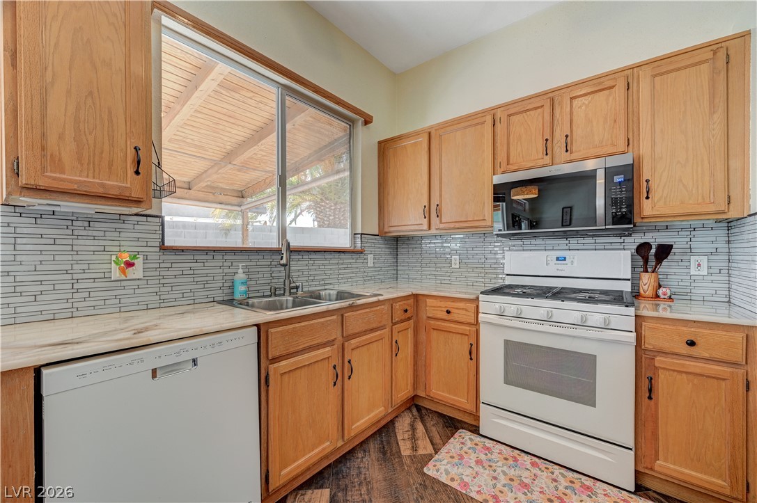 5225 Clinging Vine Street North Las Vegas NV 89031