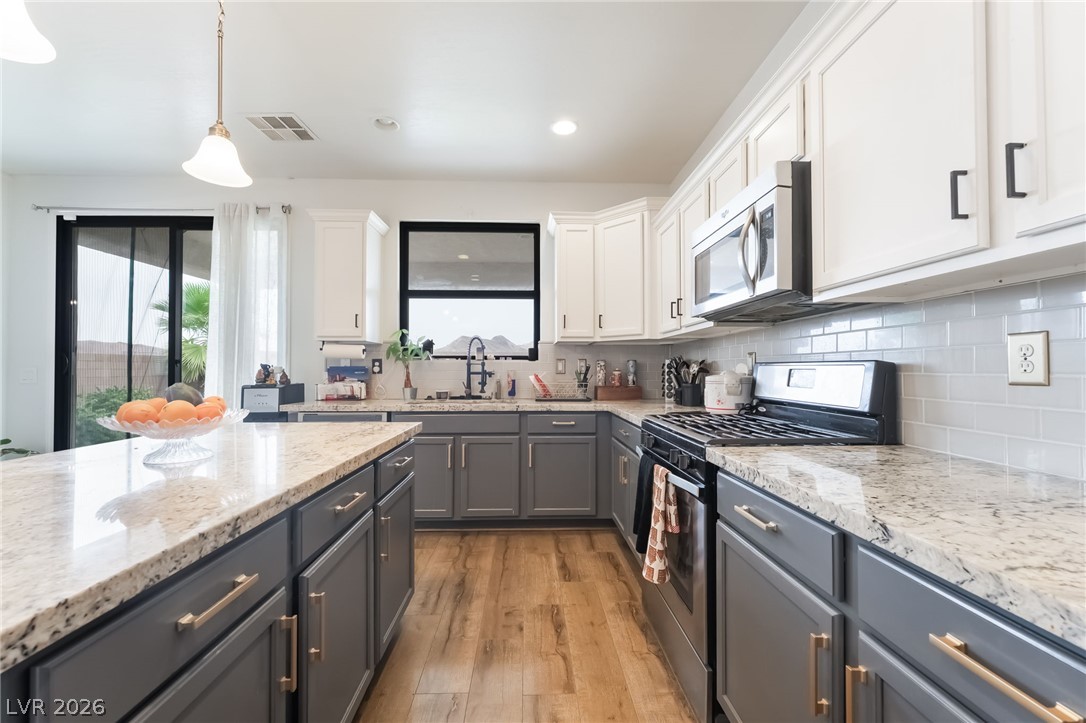 1104 Strada Cristallo Henderson NV 89011