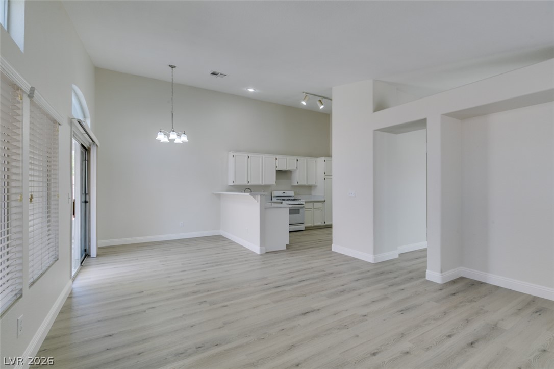 5316 Clouds Rest Avenue Las Vegas NV 89108