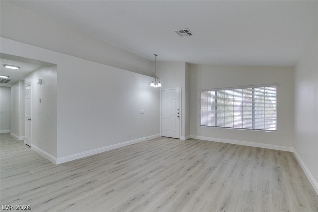 5316 Clouds Rest Avenue Las Vegas NV 89108