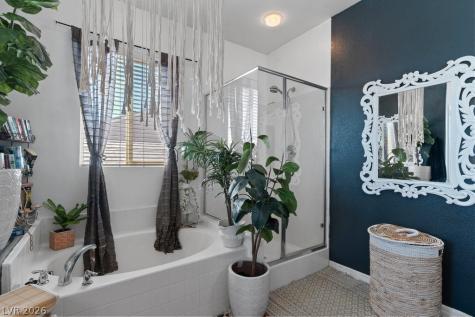 6620 Macdoogle Street Las Vegas NV 89166