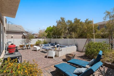 6620 Macdoogle Street Las Vegas NV 89166
