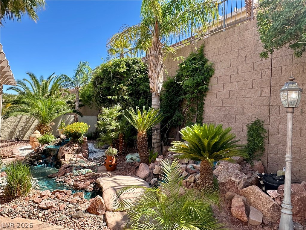 2048 Fort Halifax Street Henderson NV 89052