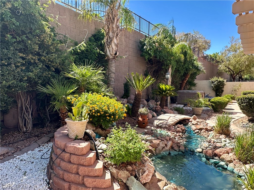 2048 Fort Halifax Street Henderson NV 89052