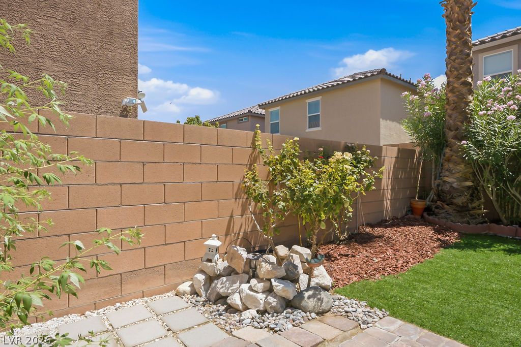8727 Cerrito Canyon Court Las Vegas NV 89148