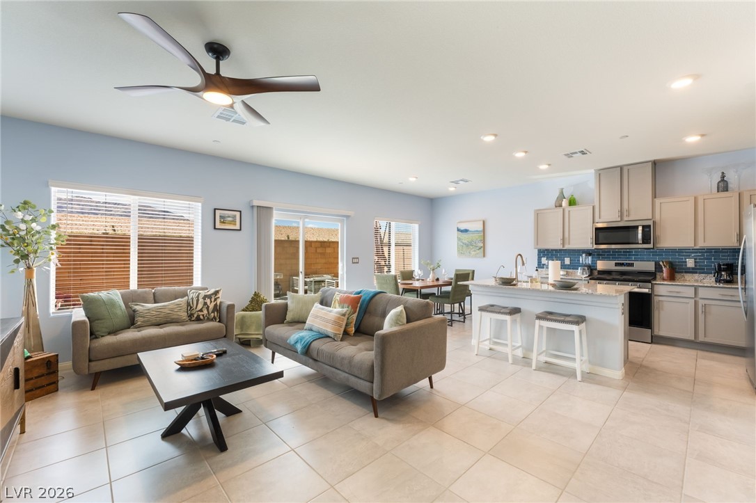 7059 Alabaster Peak Street Las Vegas NV 89166