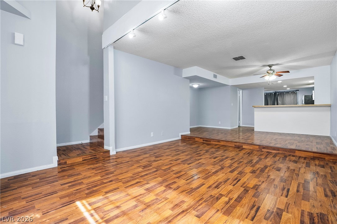 6553 Ironbark Lane Las Vegas NV 89107