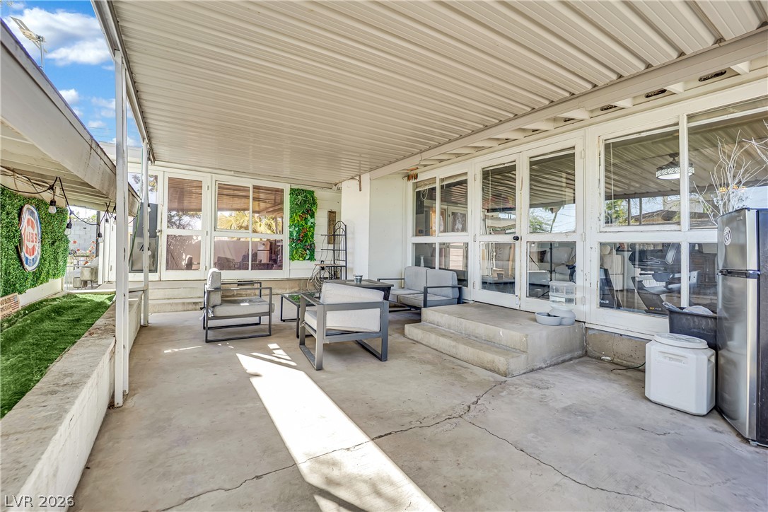 5521 Heron Avenue Las Vegas NV 89107