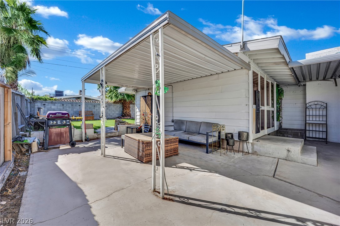 5521 Heron Avenue Las Vegas NV 89107