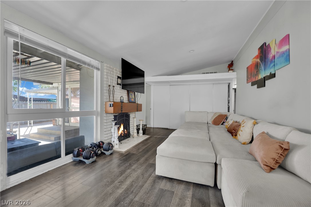 5521 Heron Avenue Las Vegas NV 89107