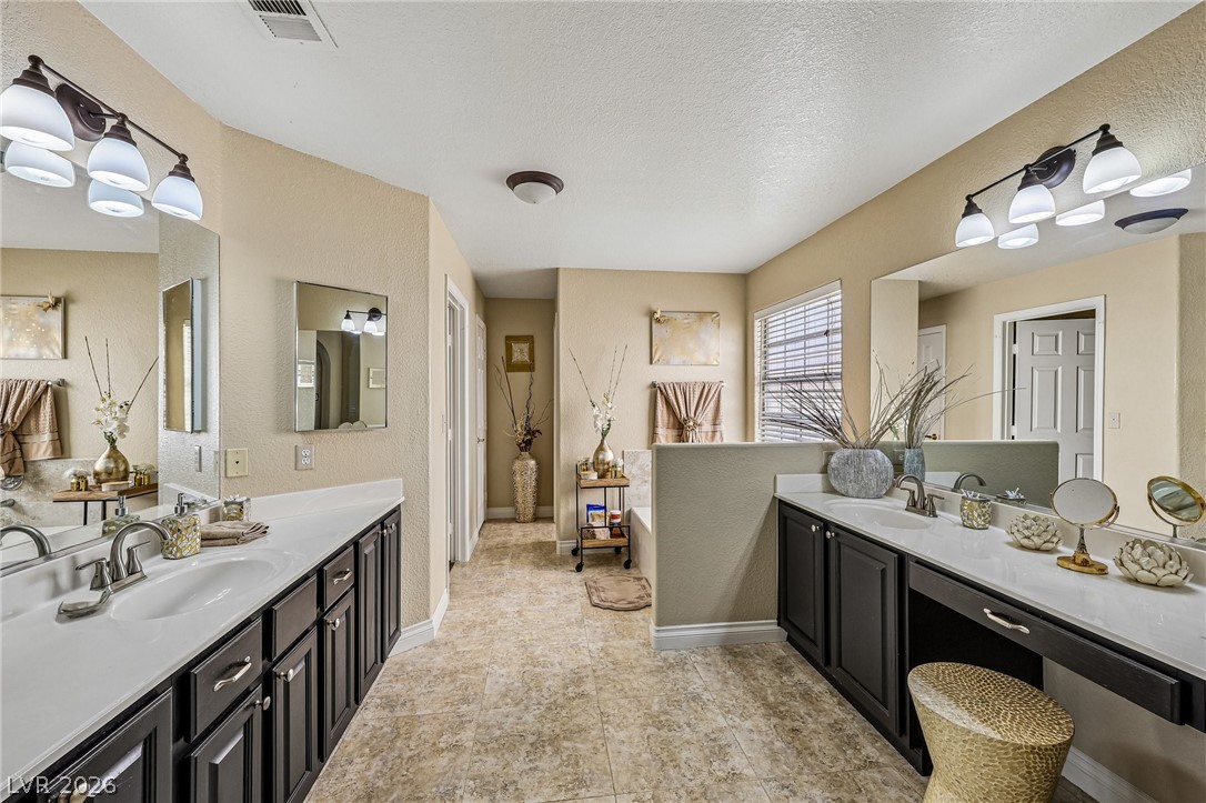5236 Saranac Road Las Vegas NV 89130
