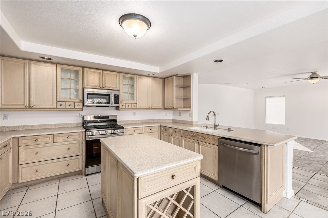 1066 Aspen Valley Avenue Las Vegas NV 89123