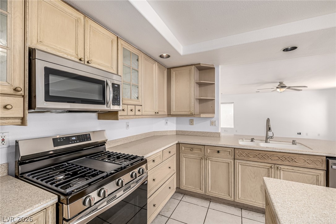 1066 Aspen Valley Avenue Las Vegas NV 89123