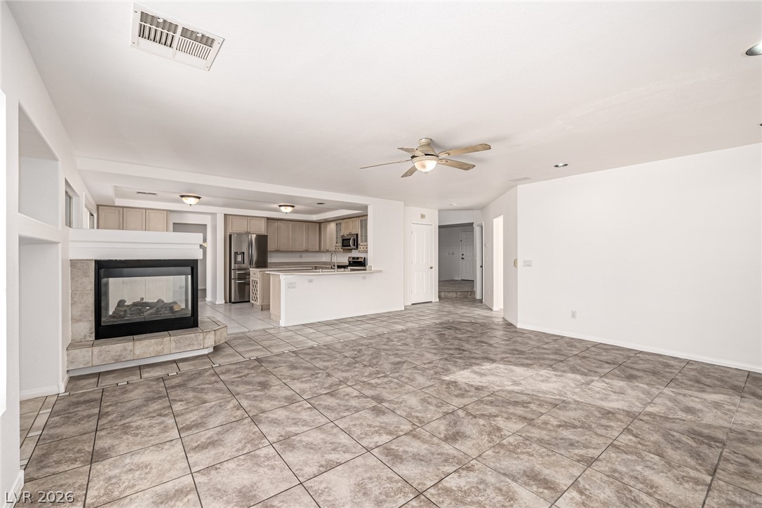 1066 Aspen Valley Avenue Las Vegas NV 89123